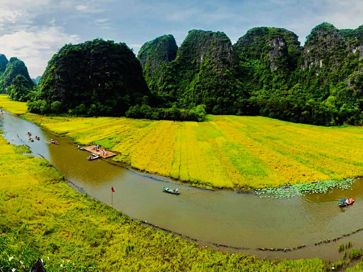 Day 13: Ninh Binh - Tam Coc - Mua Caves - Hanoi - Luang Prabang (B, L, D)