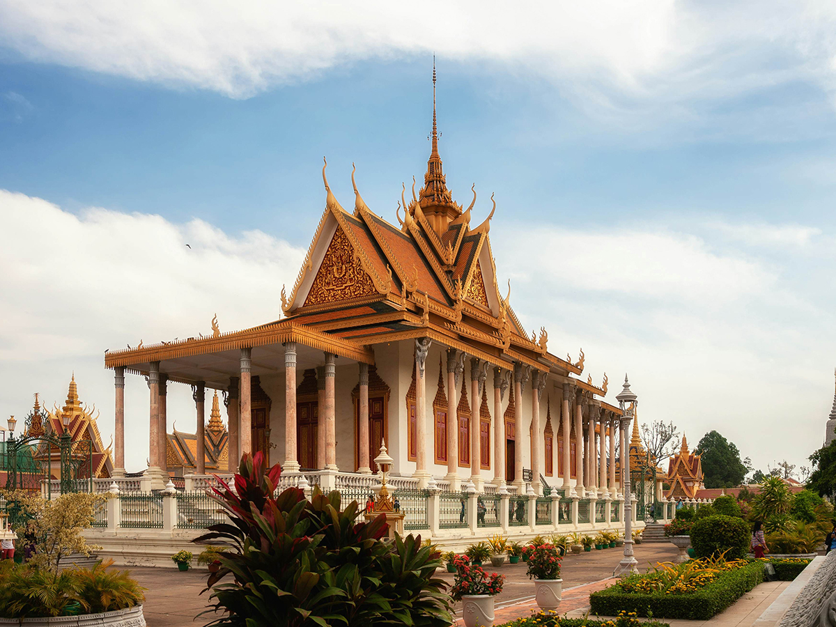 Day 13: Unveiling Phnom Penh's Rich Heritage